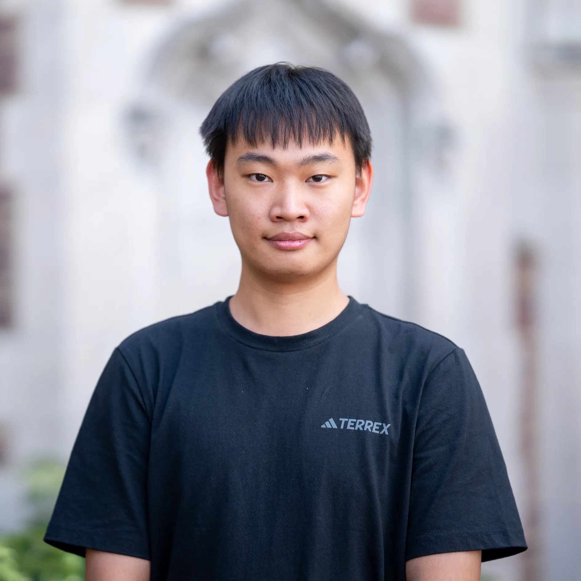 Yuliang Yang