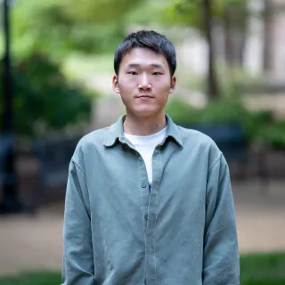 Yingjie Luo
