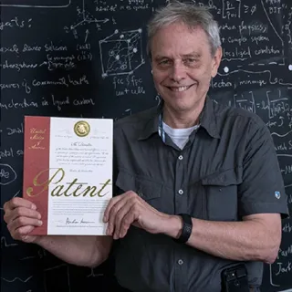 Phillip Fraundorf